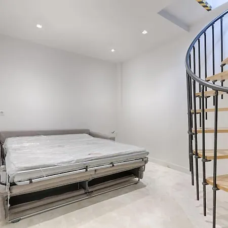 Apartment Zen & Luxury 2br Flat - Eiffel Tower Paris